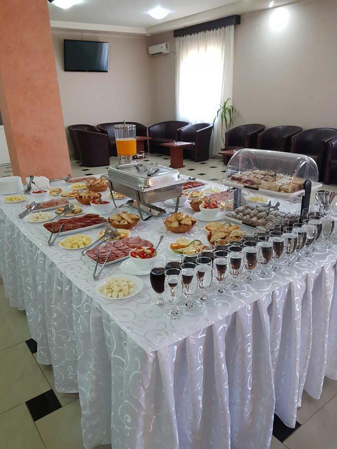 Hotel Feniks Požarevac Eksteriør billede